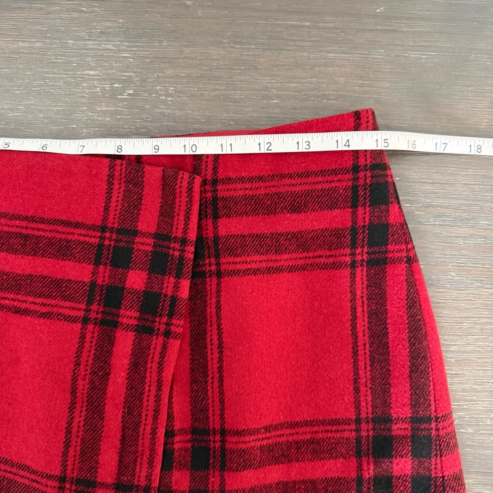 British Khaki Tartan Plaid Red and Black Women's Mini Skirt Size 4 - Picture 9 of 9